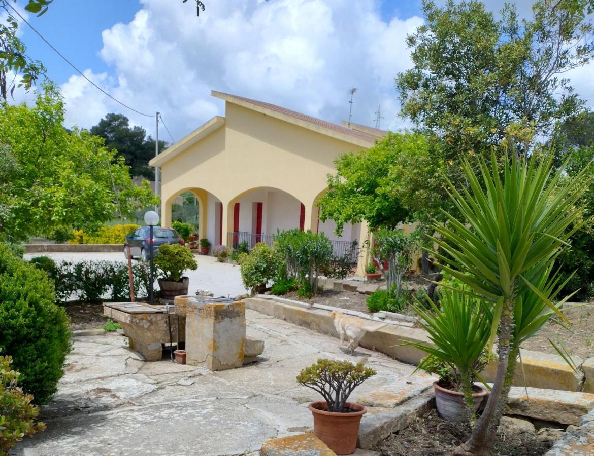 Villa Lada Santa Ninfa Exteriör bild